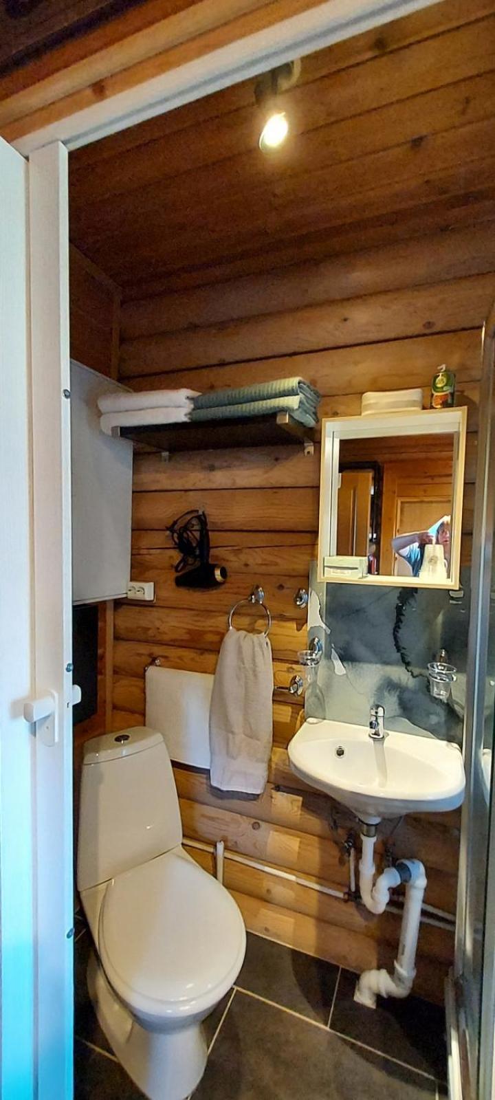 Reykjavik 116 Cozy Mini Studio 14M2 On Road No1 28Km From The Center Of Rvk Kjalarnes Exterior foto